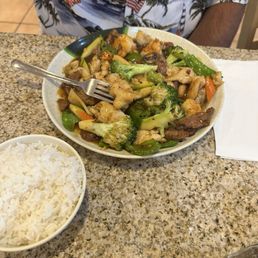 Orange chicken rice. Garlic trio