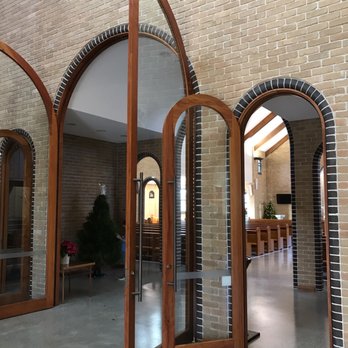 Ingleburn Catholic Church - Churches Near Me - Ingleburn, NSW