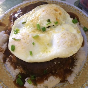 808 Grindz Cafe - Da moco deluxe - Cafes Near Me - Lahaina, Hawaii