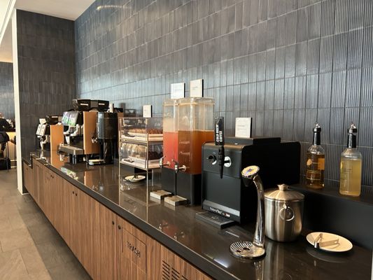 Centurion Lounge by null