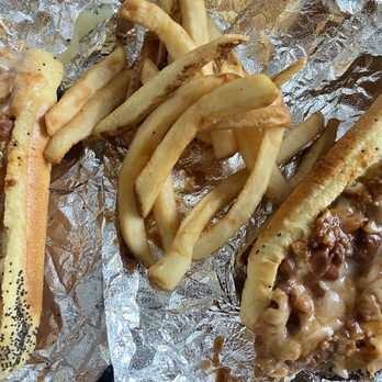 Skip’s Chicago Dogs - Chili cheese dogs and fries, to go. - Hot Dogs Near Me - Avondale Estates, Georgia
