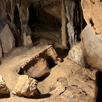 Crystal Onyx Cave - Cave - Landmarks & Historical Buildings Near Me - Cave City, Kentucky Crystal Onyx Cave - Cave - Landmarks & Historical Buildings Near Me - Cave City, Kentucky