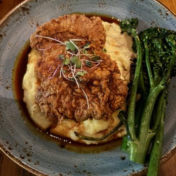Tupelo Grille - Fried chicken - Seafood Near Me - Whitefish, Montana