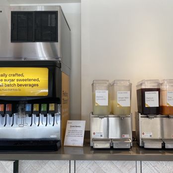 Starbird Chicken - Fountain drinks! - Chicken Shop Near Me - Walnut Creek, California