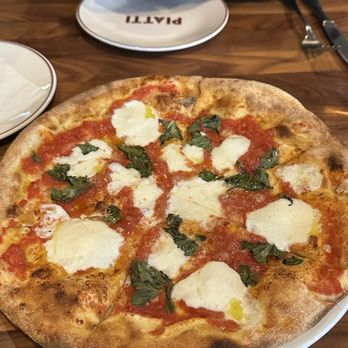 Piatti - Margherita Pizza - Italian Near Me - Sacramento, California