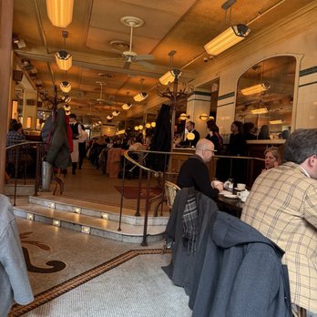 Parc - Inside Dining - French Near Me - Philadelphia, Pennsylvania Parc - Inside Dining - French Near Me - Philadelphia, Pennsylvania