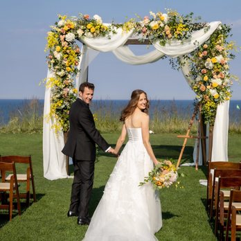 HMR Designs - Florists Near Me - Chicago, Illinois