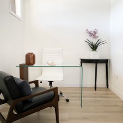 Jeff M Prais, DDS - Consultation room