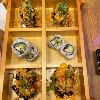 Hagaya Ramen Shop - sushi in a wooden box - Ramen Near Me - Emporia, Kansas