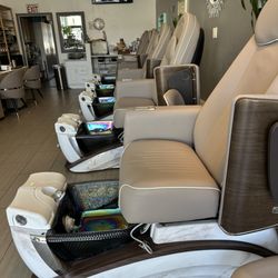 New Massage Pedicure Chairs, very comfortable with the back massage , water stay warm and the seat stay warm