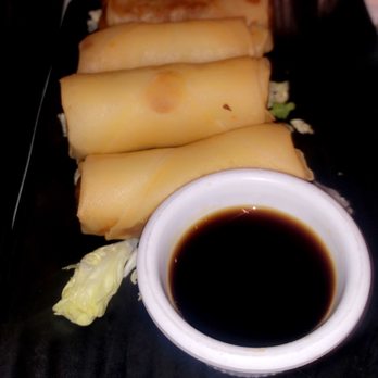 Panda Harlem - Vegetable Spring Rolls delicious sauce - Chinese Near Me - New York, New York Panda Harlem - Vegetable Spring Rolls delicious sauce - Chinese Near Me - New York, New York