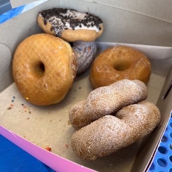 Rolling Pin Donuts - Donuts Near Me - Camarillo, California Rolling Pin Donuts - Donuts Near Me - Camarillo, California