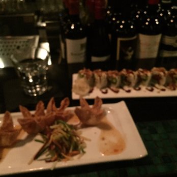 Starfish - Crab Wontons Spicy Ahi Tuna Roll - Asian Fusion Near Me - Laguna Beach, California Starfish - Crab Wontons Spicy Ahi Tuna Roll - Asian Fusion Near Me - Laguna Beach, California