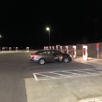 EddieWorld - 18 Tesla charging stations - Service Stations Near Me - Yermo, California EddieWorld - 18 Tesla charging stations - Service Stations Near Me - Yermo, California