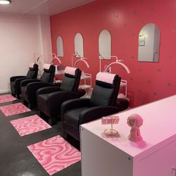 Lash Spell Beauty Bar - Treatment area angle 2