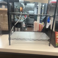 Del Taco - Floors are dirty