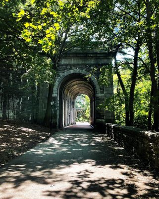 Fort Tryon Park by null