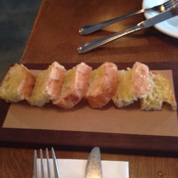 Niu Kitchen - Toasted bread - Catalan Near Me - Miami, Florida Niu Kitchen - Toasted bread - Catalan Near Me - Miami, Florida