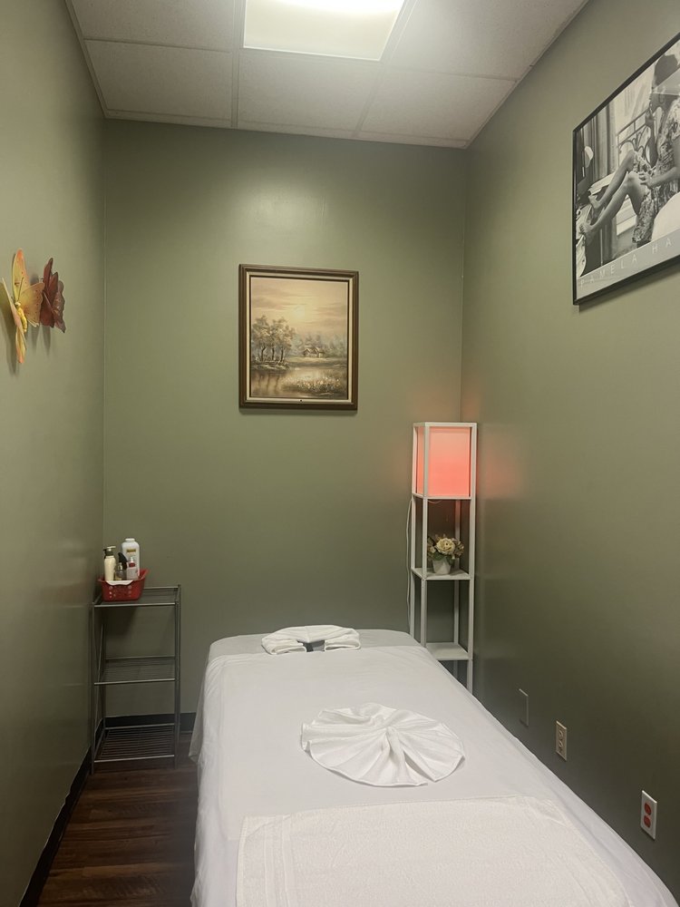 AMAZING SPA Updated August 2024 14022 Edwards St, Westminster