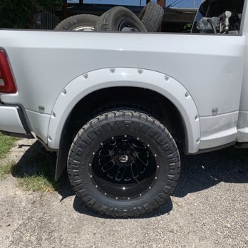 Pickup Heaven - FuelD581 rear Nitto ridge grapplers 35" bushwacker flares - Tires Near Me - Hutto, Texas