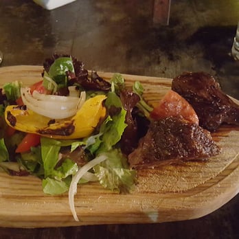 Chamuyo - The dish is a cutting board... awesome - Argentine Near Me - Cabo San Lucas, BCS