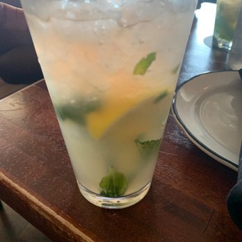 Moonshine Grill - Hard lemonade - Southern Near Me - Austin, Texas