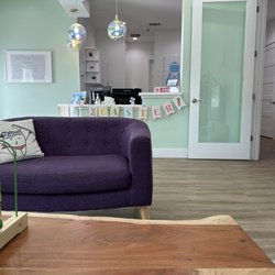 Kids Tooth Team - South Austin - Waiting area and front desk