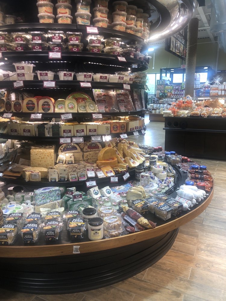 SOUTHDOWN MARKETPLACE Updated May 2024 460 Montauk Hwy, West Islip