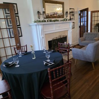 Maridor - The dining room inside the Historic Mansion. - Venues & Event Spaces Near Me - Roanoke, Virginia