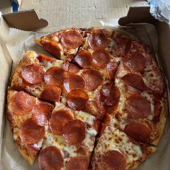 Uno Pizzeria & Grill - Pizza Near Me - Hamilton, New Jersey Uno Pizzeria & Grill - Pizza Near Me - Hamilton, New Jersey