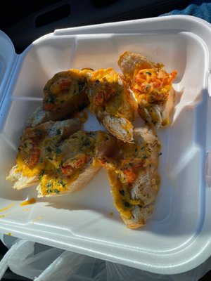 PEEWEE'S CRABCAKES by null