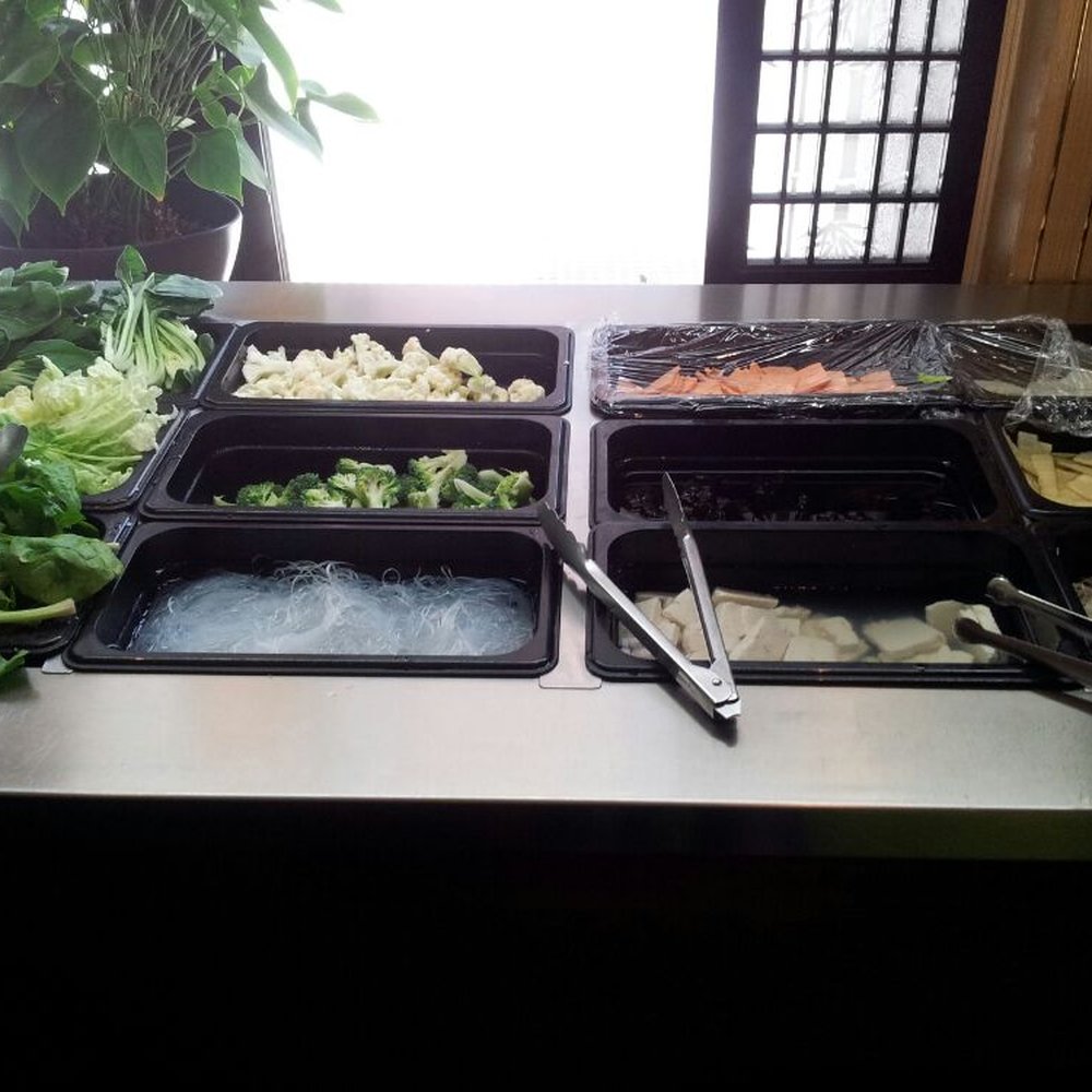 Restaurang Asahi - Veggies for hot pot - Sushi Bars Near Me - Stockholm, Alberta