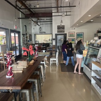 Tifa Chocolate and Gelato - Seating area - Chocolatiers & Shops Near Me - Camarillo, California Tifa Chocolate and Gelato - Seating area - Chocolatiers & Shops Near Me - Camarillo, California