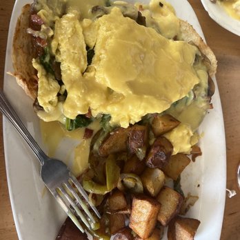 Toasted - Good af Benedict - Breakfast & Brunch Near Me - Bakersfield, California Toasted - Good af Benedict - Breakfast & Brunch Near Me - Bakersfield, California
