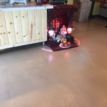 Phosho Dough - The altar - Vietnamese Near Me - Berkeley, California