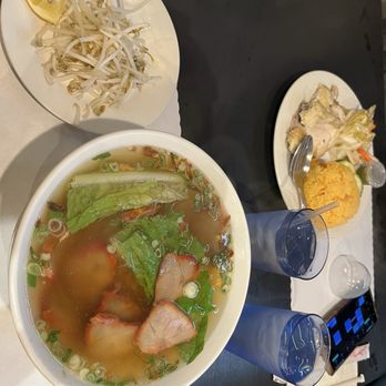 NOODLEMii - Bbq pork with skinny egg noodles - Chinese Near Me - Diamond Bar, California