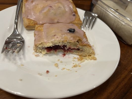 Henry's Sweet Retreat & Bakery by null