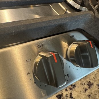 Organically Maid - Stainless steel stovetop, not cleaned well - Home Cleaning Near Me - Arlington, Texas Organically Maid - Stainless steel stovetop, not cleaned well - Home Cleaning Near Me - Arlington, Texas