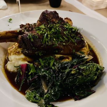 Le Paradis Brasserie Bistro - Braise lamb shank - French Near Me - Toronto, Ontario Le Paradis Brasserie Bistro - Braise lamb shank - French Near Me - Toronto, Ontario