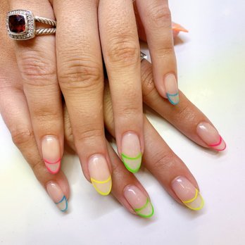 Luxe Nail Lounge - SNS Dip Powder - Nail Technicians Near Me - Timonium, Maryland