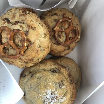 Paderia Bakehouse - Bakeries Near Me - Santa Monica, California