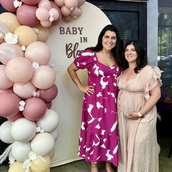 Dreamy Parties - Balloon arch with backdrop "baby in bloom" - Balloon Services Near Me - West Hills, California