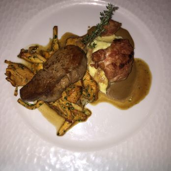 Aux Poulbots Gourmets - Breaded lamb with pan fried "chicken" (I think it's liver) - French Near Me - Thionville, 57