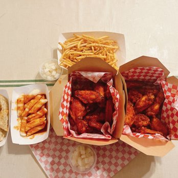 Vons Chicken Downtown - Dumpling, Rice Cake, Chicken Wings (mild and spicy), French Fries. - Chicken Wings Near Me - Honolulu, Hawaii Vons Chicken Downtown - Dumpling, Rice Cake, Chicken Wings (mild and spicy), French Fries. - Chicken Wings Near Me - Honolulu, Hawaii