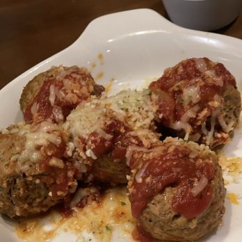 Olive Garden Italian Restaurant - Meatballs Parmigiana - Italian Near Me - Irving, Texas Olive Garden Italian Restaurant - Meatballs Parmigiana - Italian Near Me - Irving, Texas