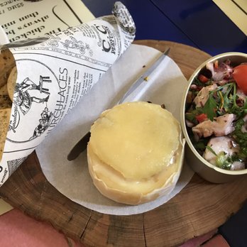 Tascantiga - Cheese from Azeitao with Figs and smoked ham; Octopus salade - Portuguese Near Me - Sintra, 11 Tascantiga - Cheese from Azeitao with Figs and smoked ham; Octopus salade - Portuguese Near Me - Sintra, 11