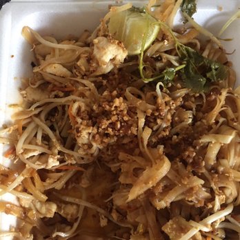 Chinshan - Pad Thai Noodles - Chinese Near Me - Albuquerque, New Mexico