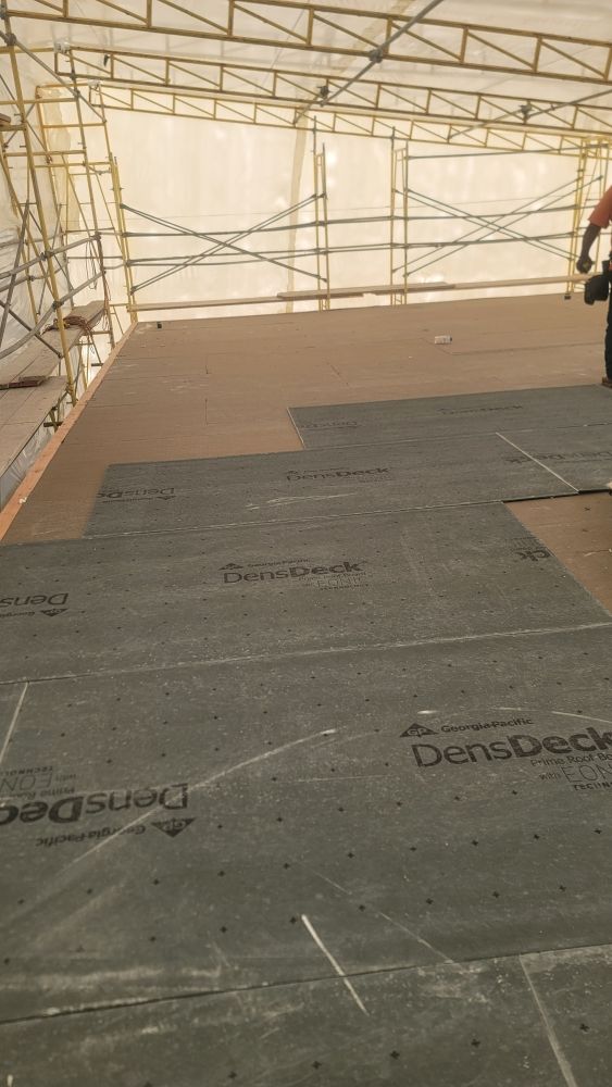 Slide of Jose Roofing Service