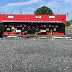 Shelby Meat & Discount Grocery - Store front!
