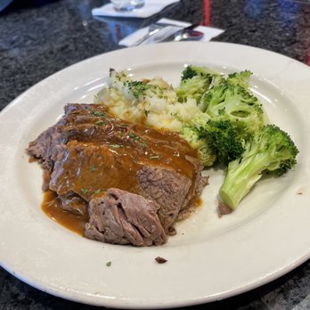 Big View Diner - Braised Beef Brisket - Diners Near Me - Charlotte, North Carolina Big View Diner - Braised Beef Brisket - Diners Near Me - Charlotte, North Carolina